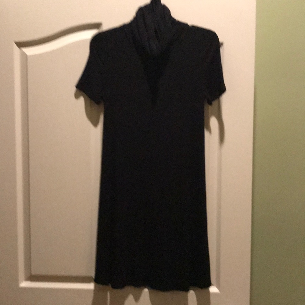 Short dress